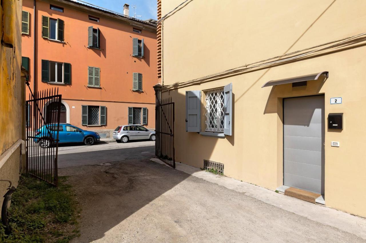 Modern Studio In Borgo Panigale By Wonderful Italy Болоня Екстериор снимка